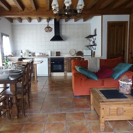 Llar De Cosme Guest House Caso Bagian luar foto
