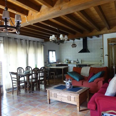 Llar De Cosme Guest House Caso Bagian luar foto