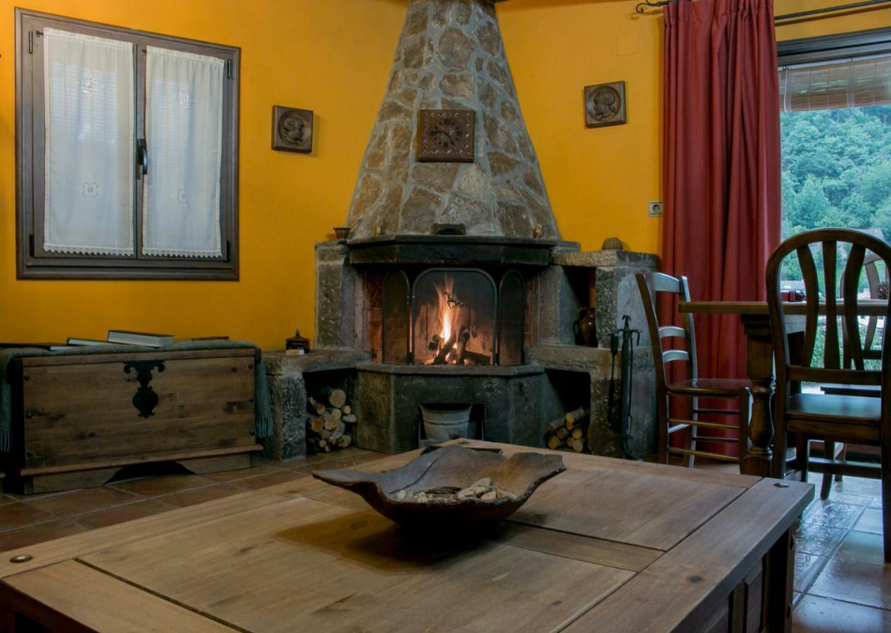 Llar De Cosme Guest House Caso Bagian luar foto